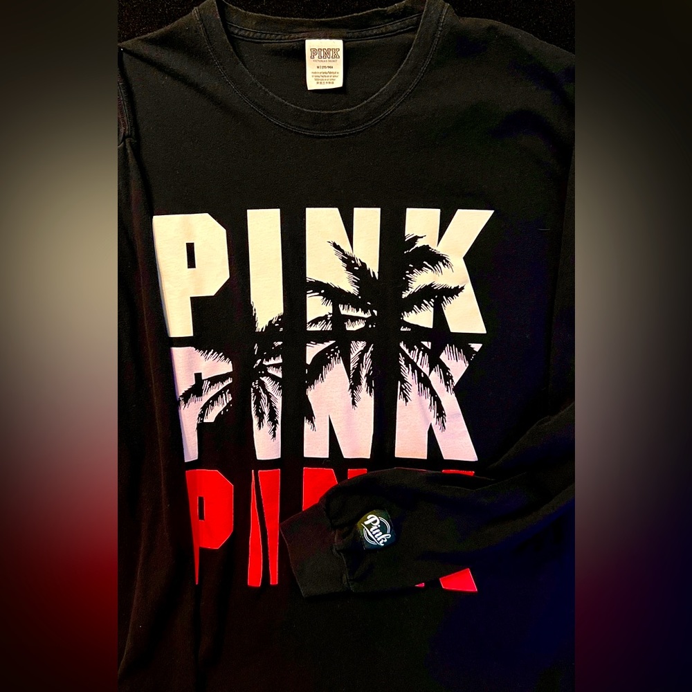 Long Sleeved Black Print PINK t-shirt Size Medium